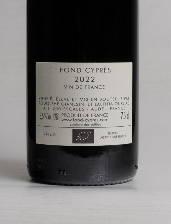 Fond-Cypres-la-syrah-de-la-pinede-rouge-vin-naturel-2022