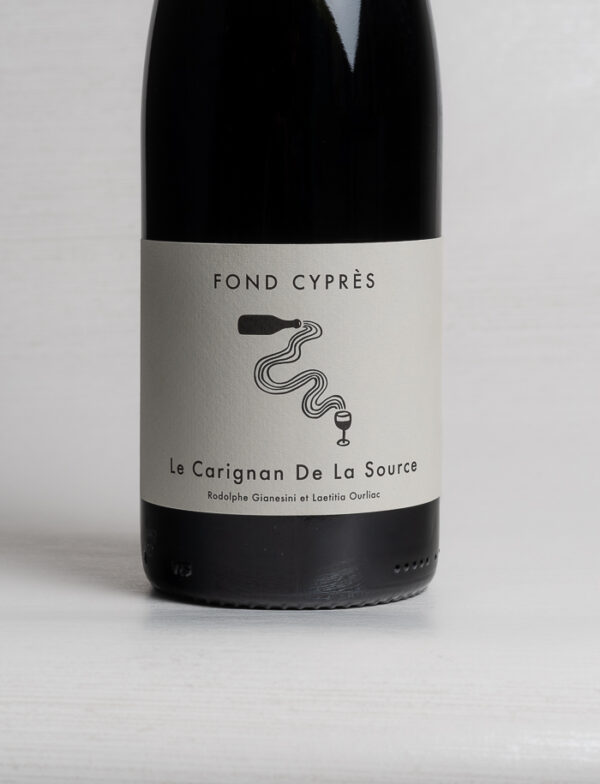 Fond-Cypres-le-carignan-de-la-source-rouge-vin-naturel-2022